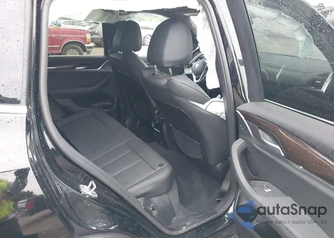 2021 BMW X3 xDrive30I z USA, uszkodzony, nr VIN 5UXTY5C07M9E58619